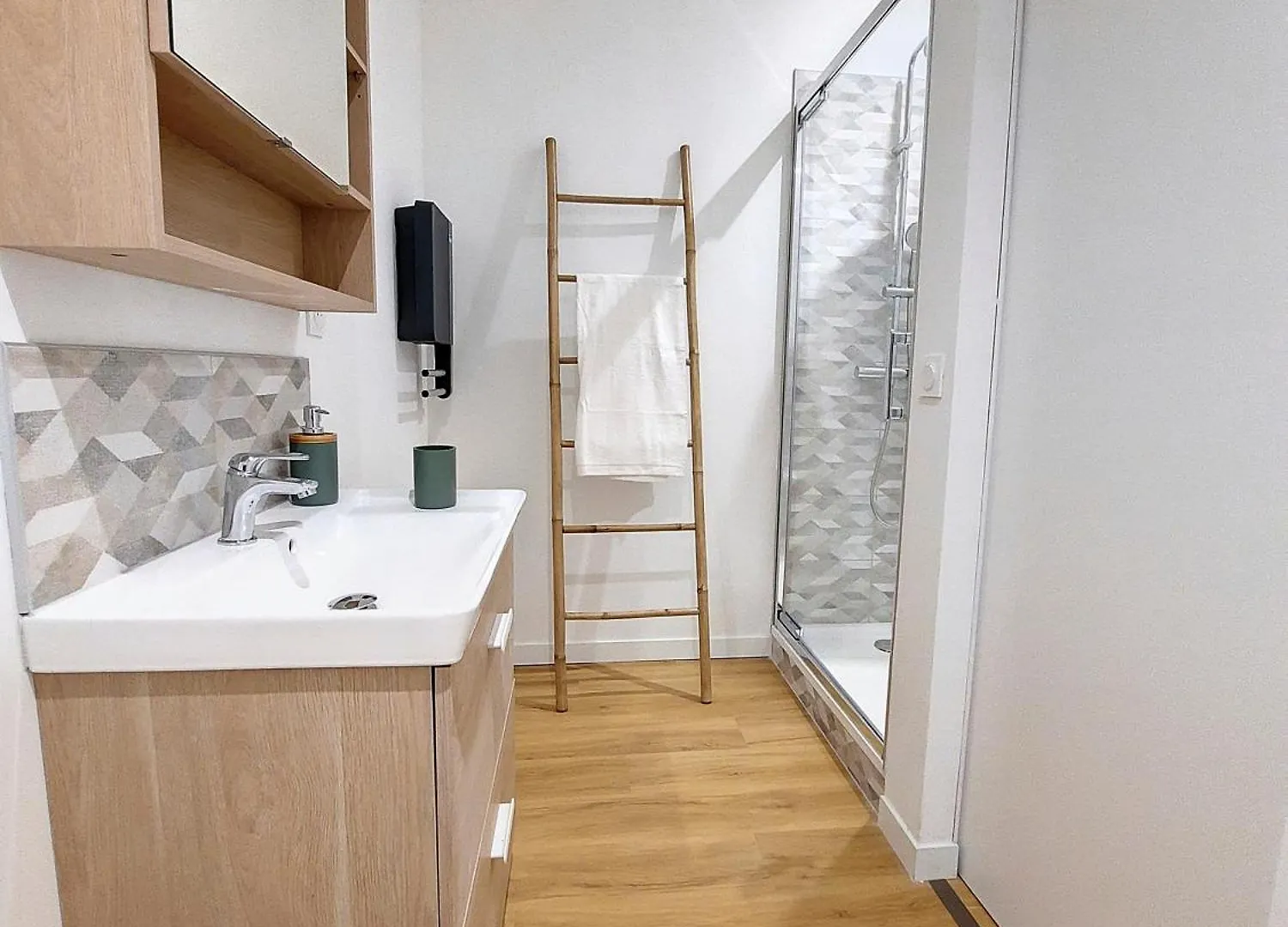 דירה טרבה Le Nordique - 2 Chambres - Fibre Wifi - Netflix - Menage Inclus
